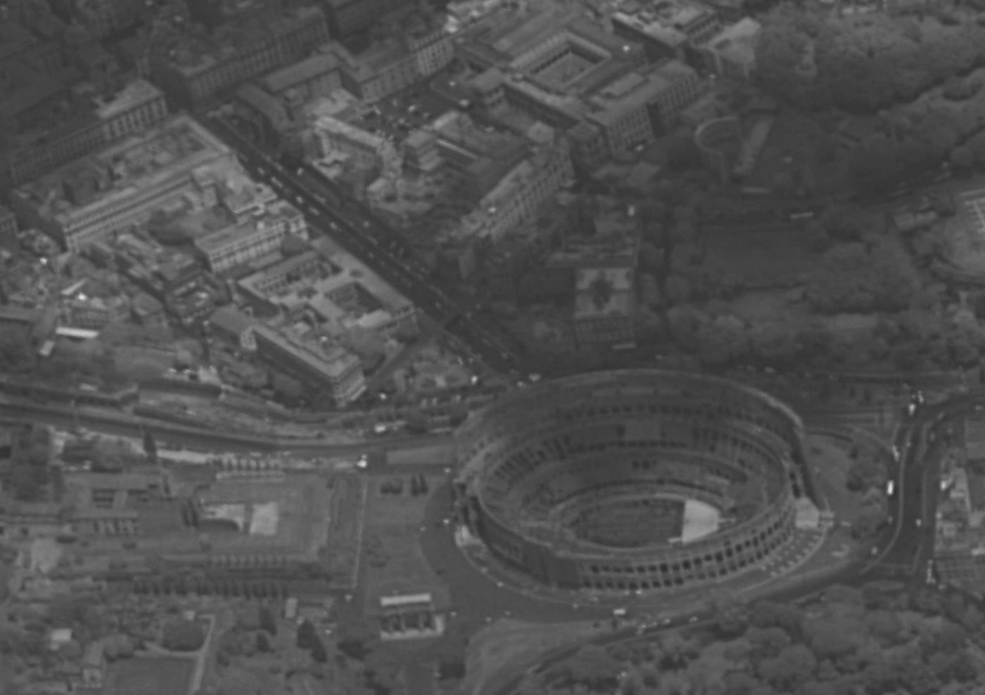 הקוליסאום - מהחלל