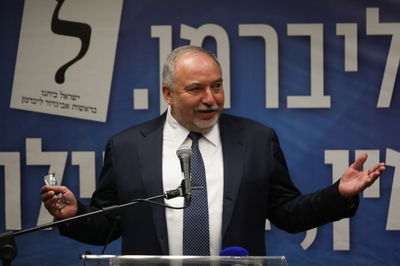 ליברמן: "שאפו לחרדים על 120% הצבעה"