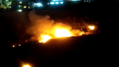 מחבלים יידו בקת"בים, שריפה פרצה • צפו