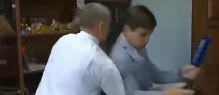 העיתונאי חוטף