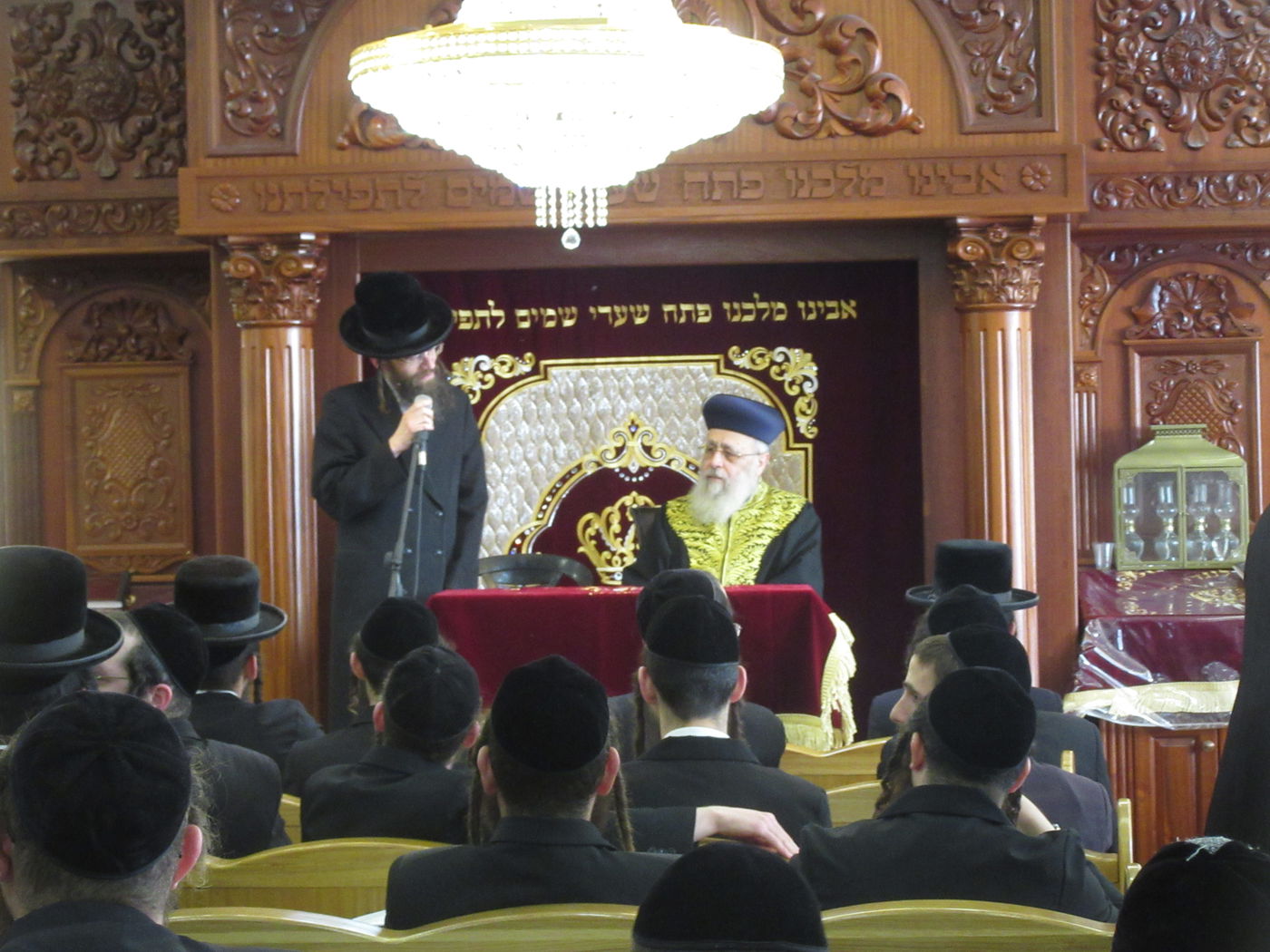 הראש"ל מסר שיעור לאברכי הכולל החסידי