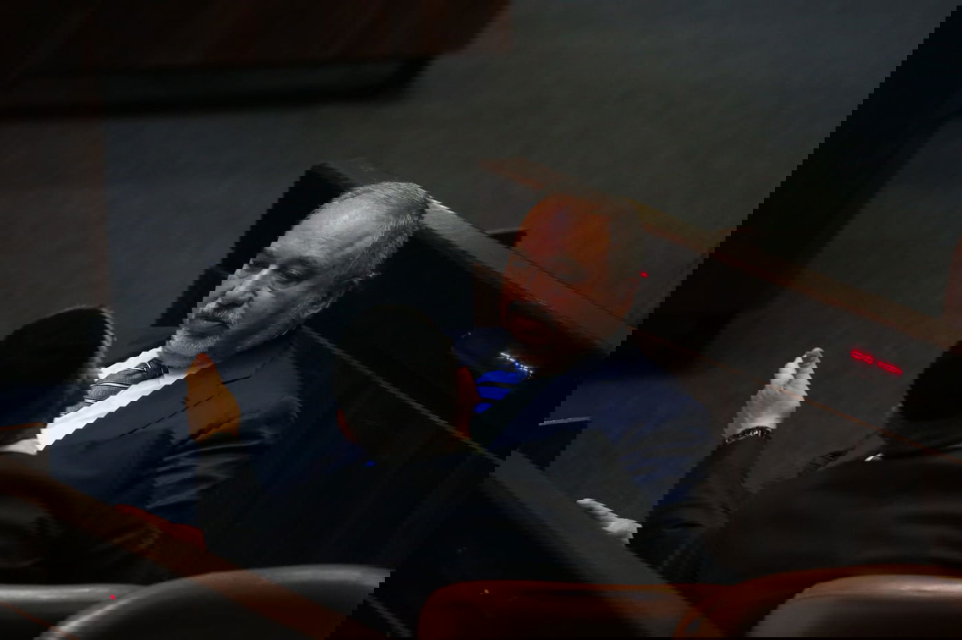 היום הדרמטי בכנסת - בעדשה של חיים גולדברג