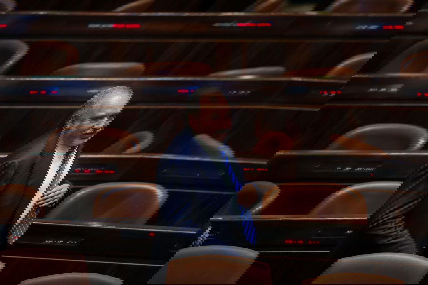 היום הדרמטי בכנסת - בעדשה של חיים גולדברג