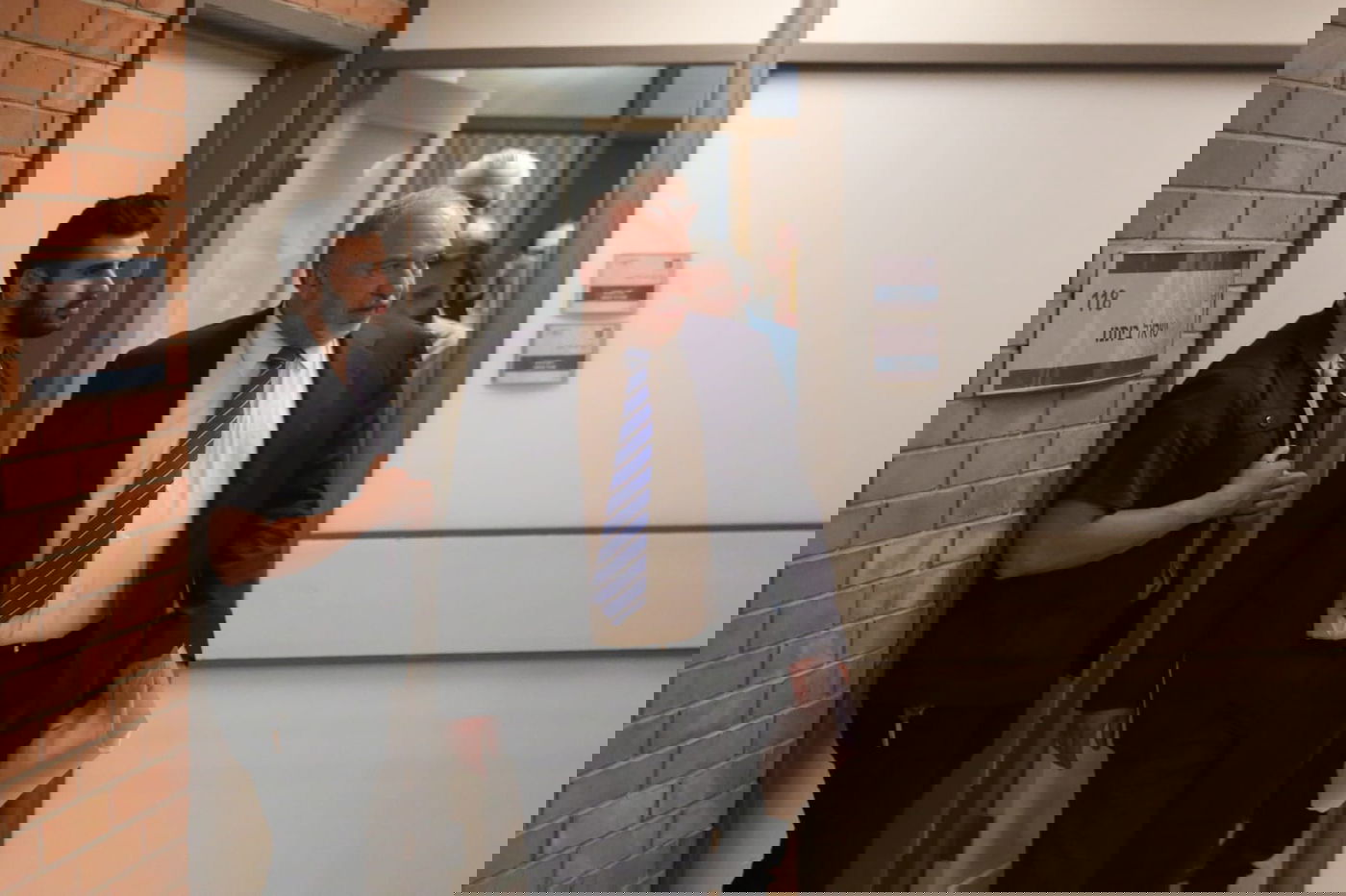 היום הדרמטי בכנסת - בעדשה של חיים גולדברג