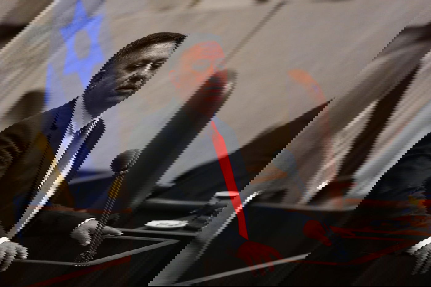 היום הדרמטי בכנסת - בעדשה של חיים גולדברג