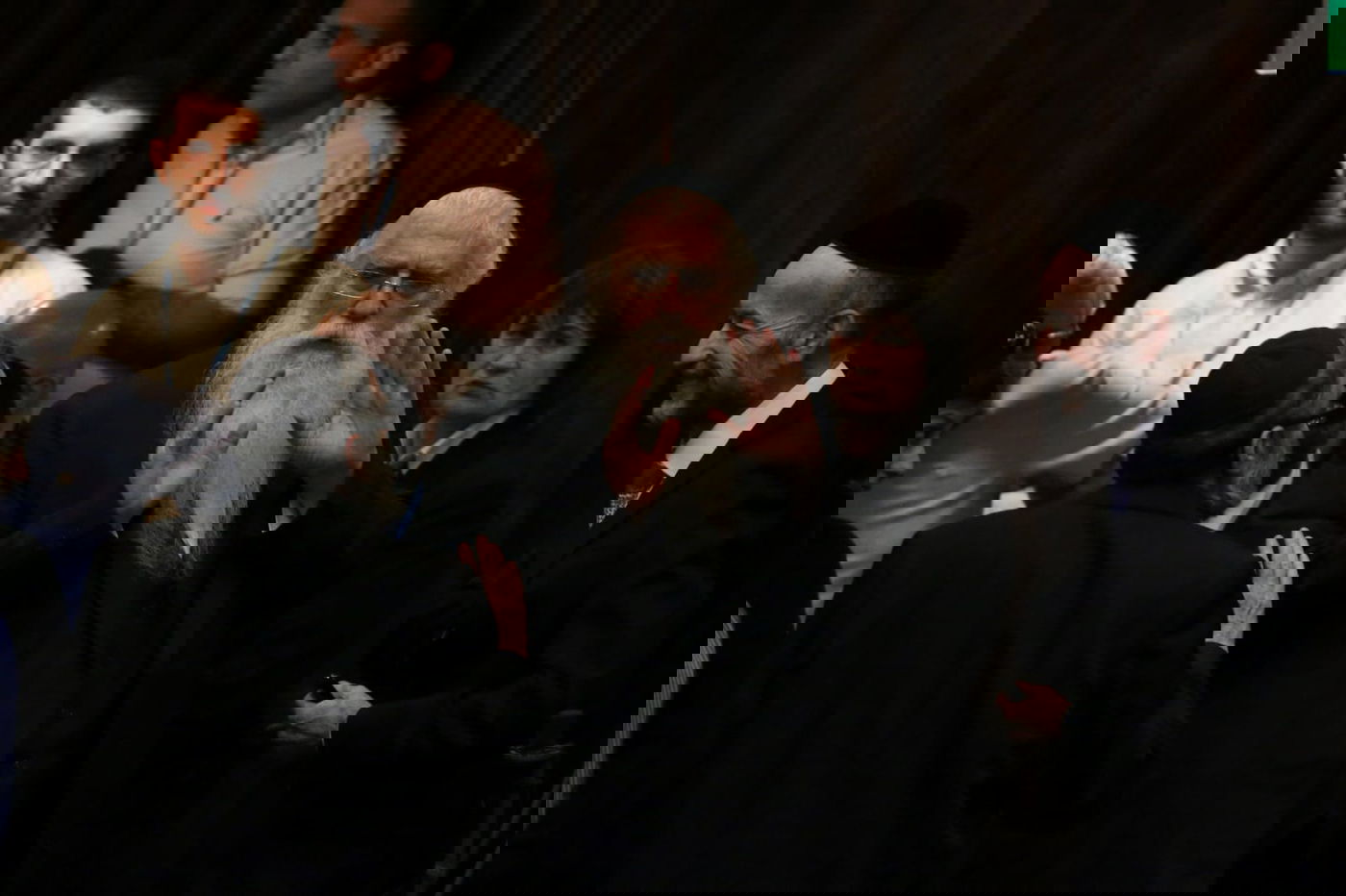 היום הדרמטי בכנסת - בעדשה של חיים גולדברג