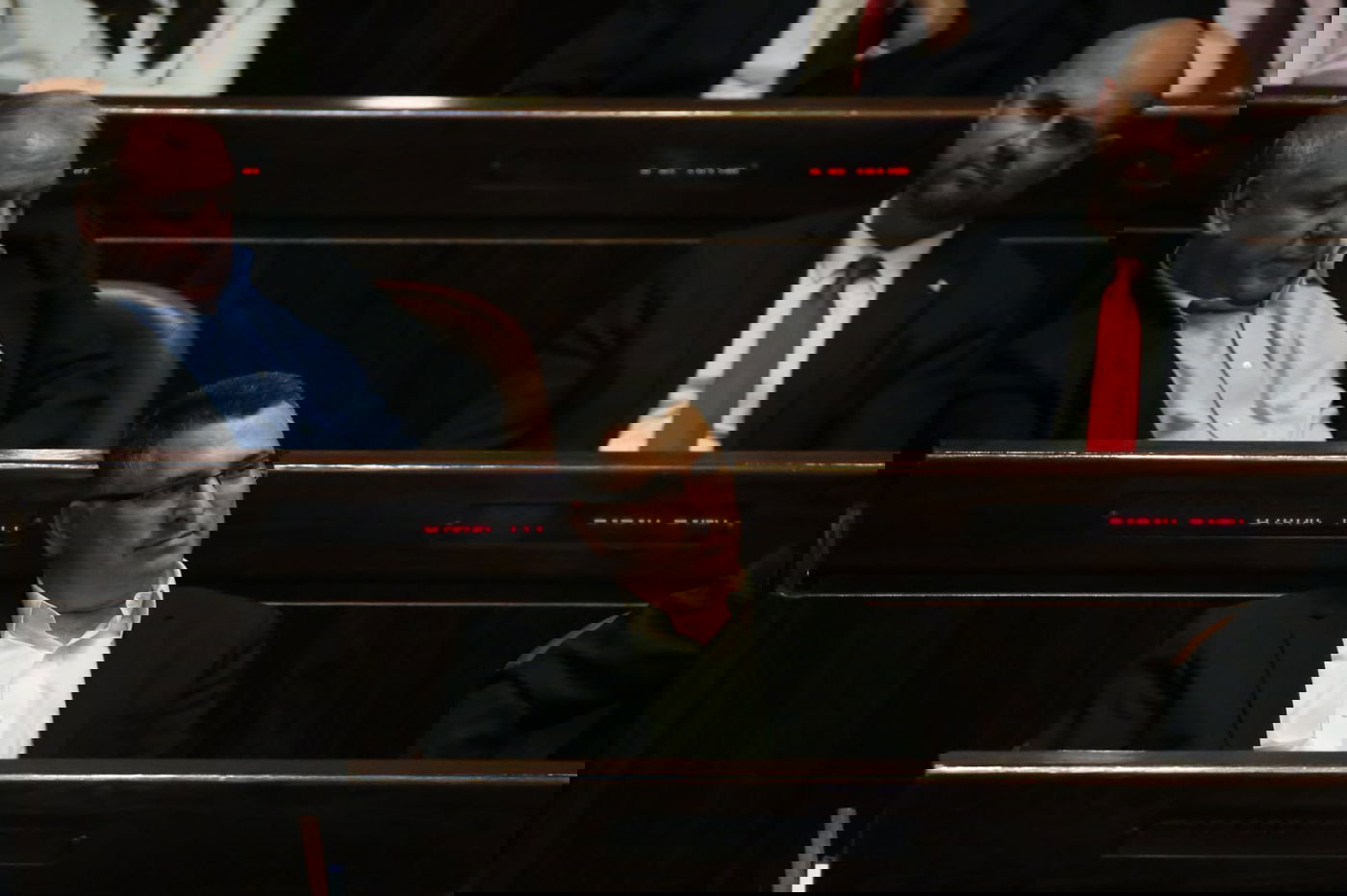 היום הדרמטי בכנסת - בעדשה של חיים גולדברג