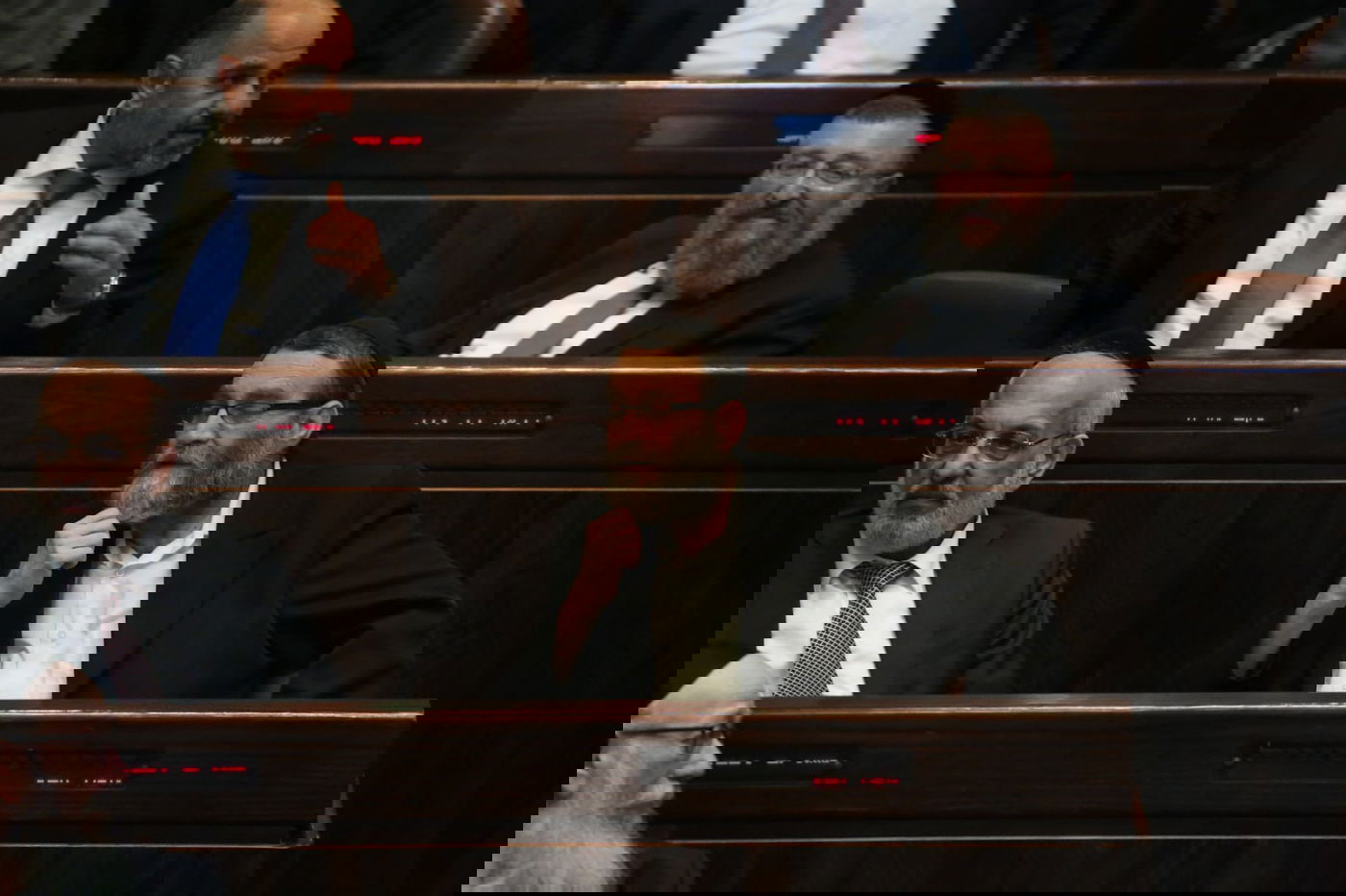 היום הדרמטי בכנסת - בעדשה של חיים גולדברג