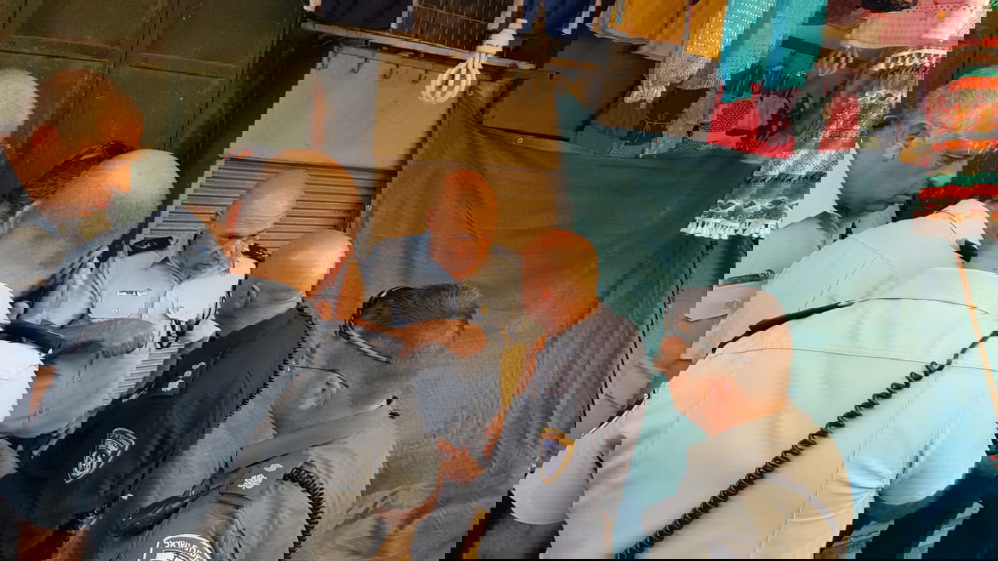 פיגוע דקירה בשער שכם: אברך חרדי נפצע באורח אנוש