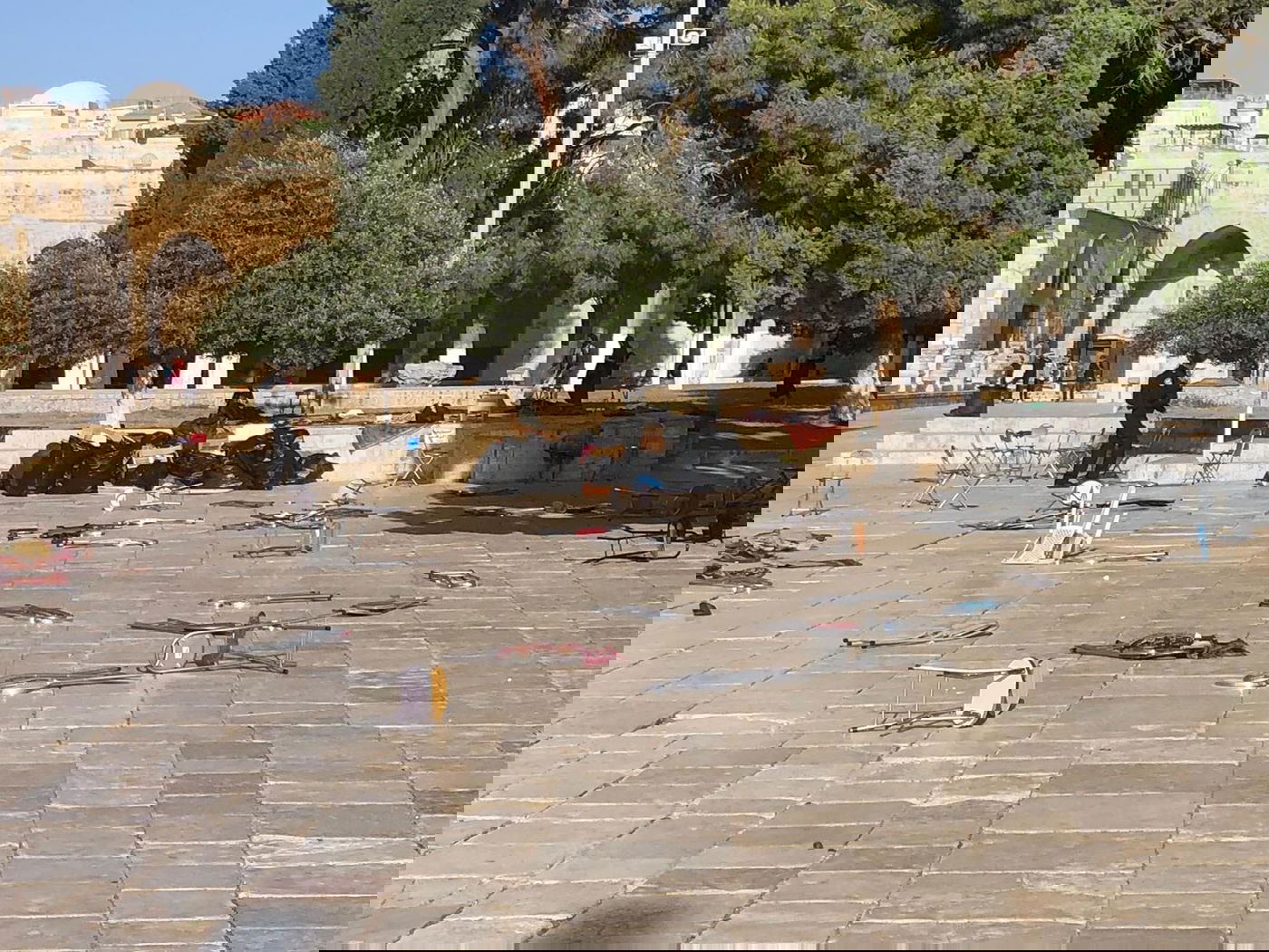 יום ירושלים: הערבים מתפרעים בהר הבית