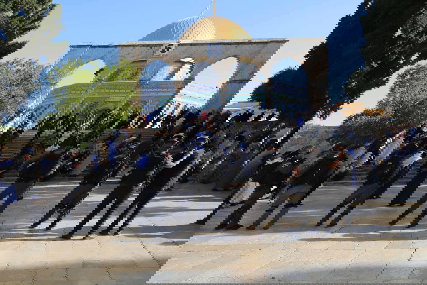 יום ירושלים: הערבים מתפרעים בהר הבית