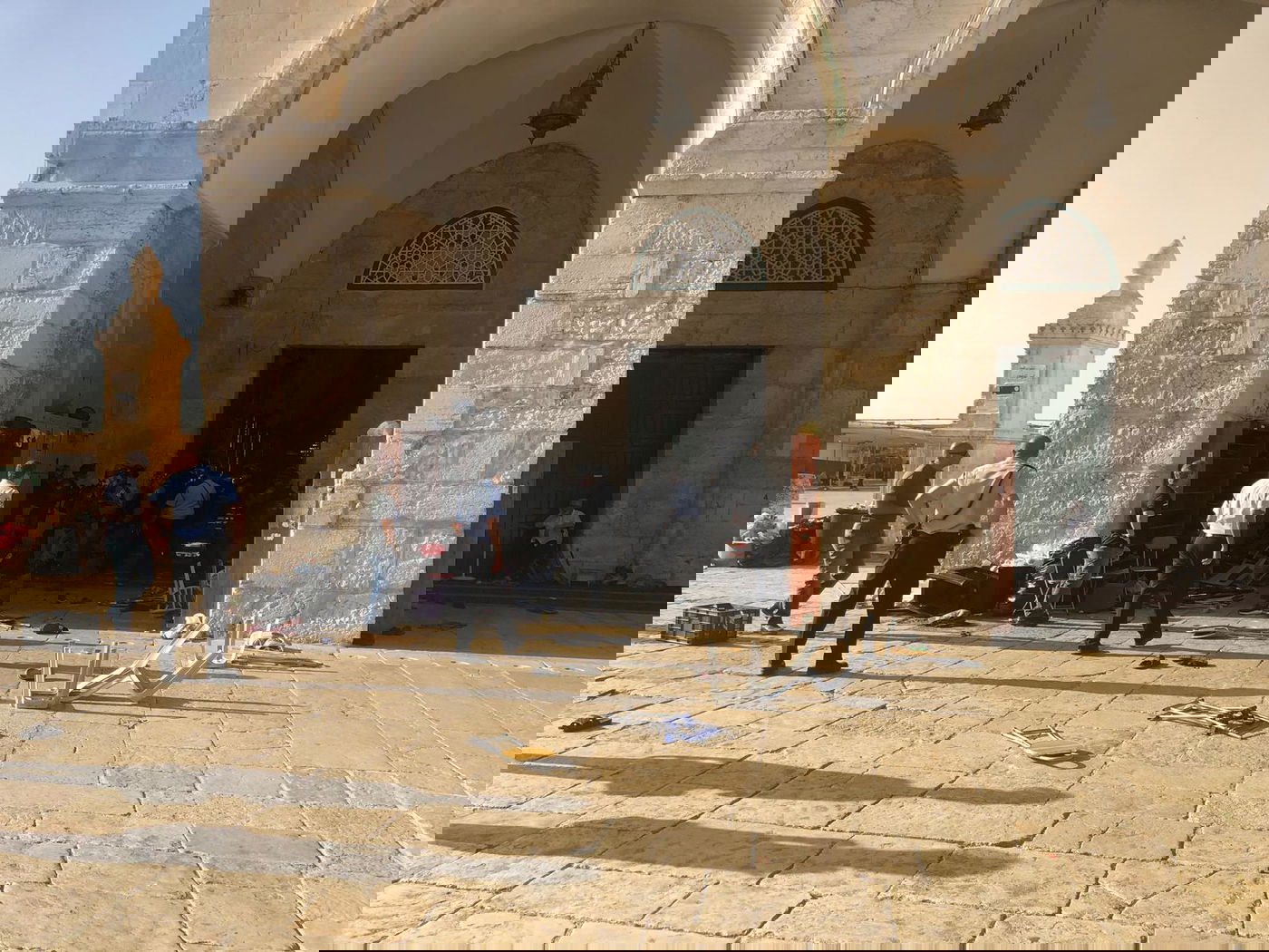 יום ירושלים: הערבים מתפרעים בהר הבית