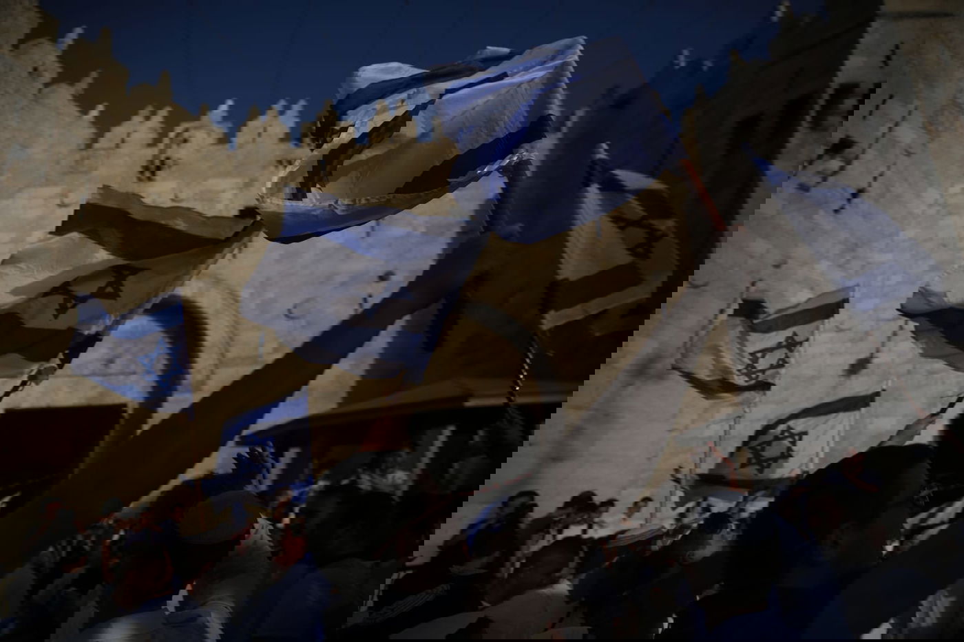 'ריקודגלים' ברחבת שער שכם • צפו בתיעוד