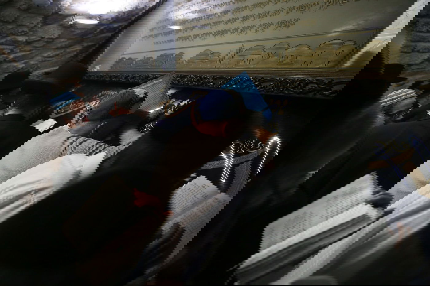 תיעוד: אלפי מתפללים על ציון שמואל הנביא