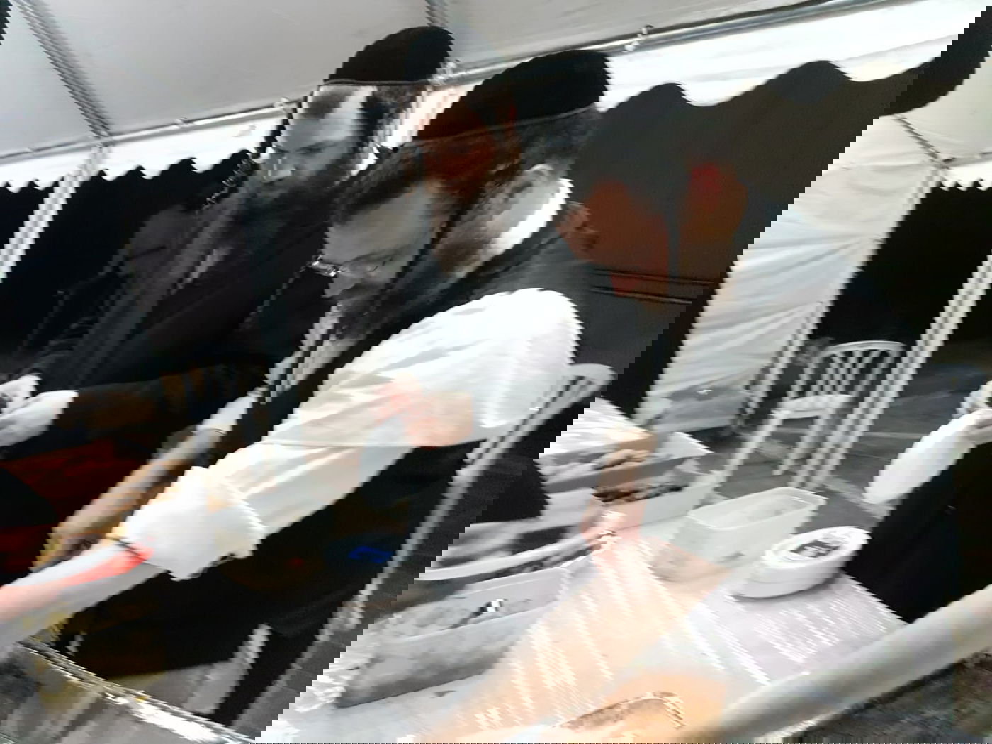 רבים עולים לקברו של השל"ה הקדוש • צפו