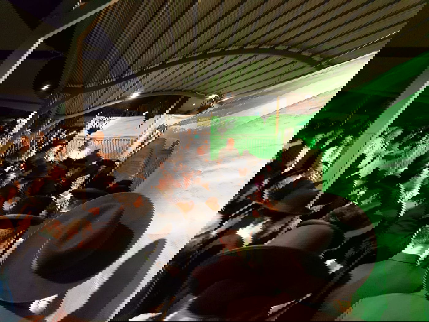 רבים עולים לקברו של השל"ה הקדוש • צפו