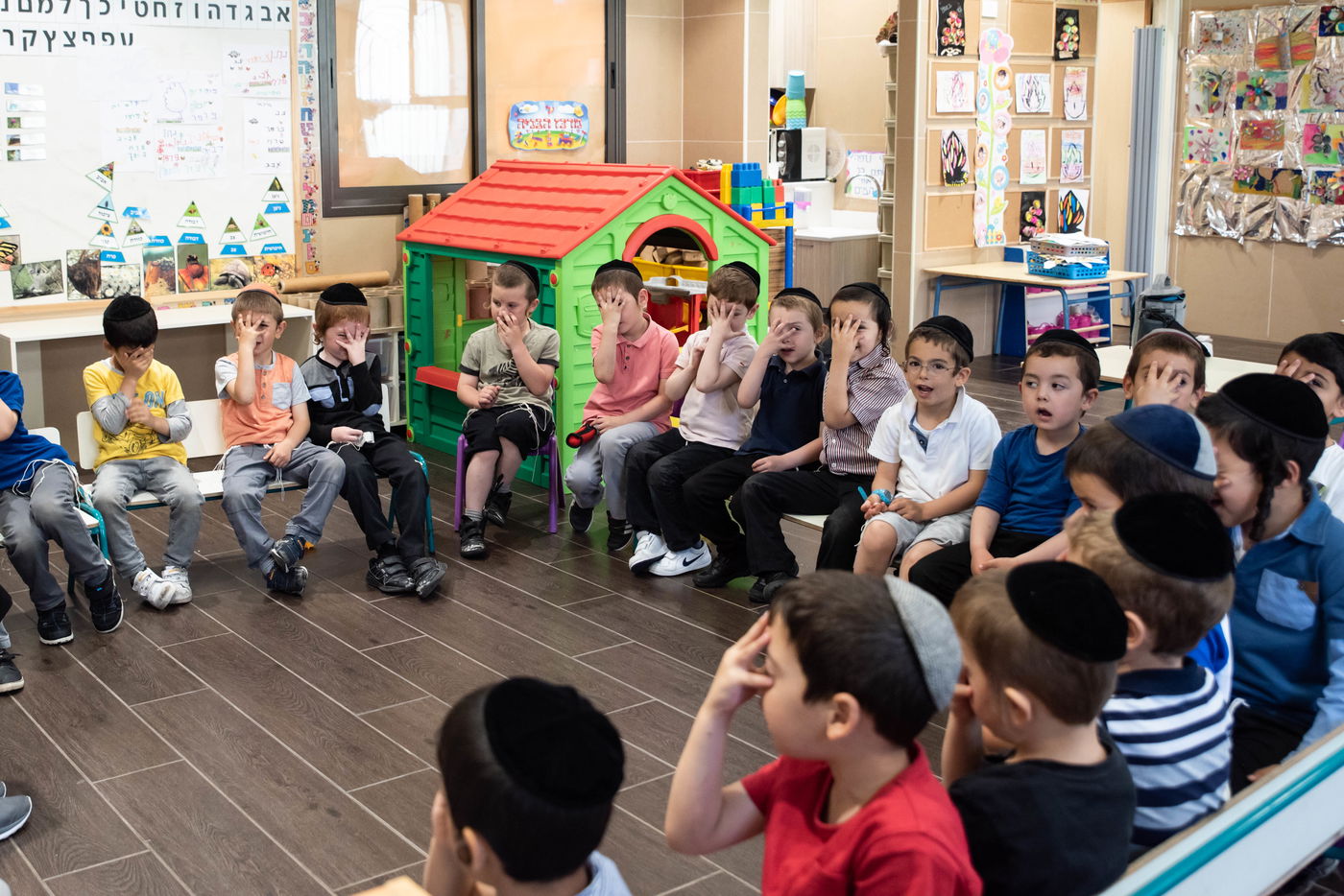 אור חדש- לא מכירים מושגים מעולם של עיגולי הפינות