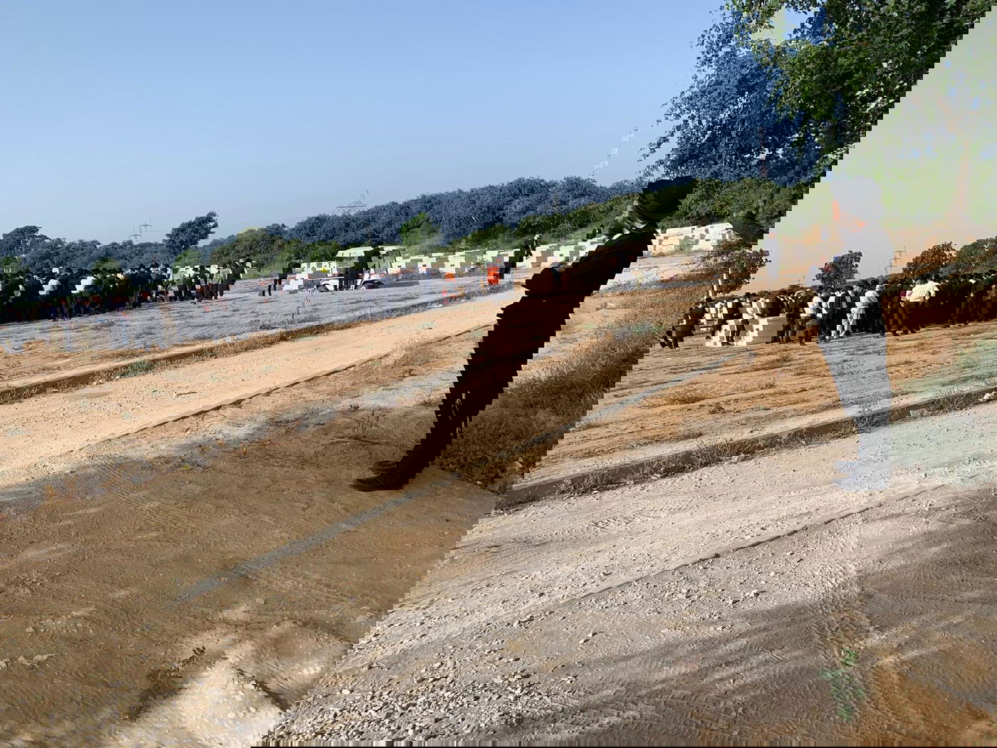 קורע לב: ה'קדיש' של היתומים הקטנים • צפו