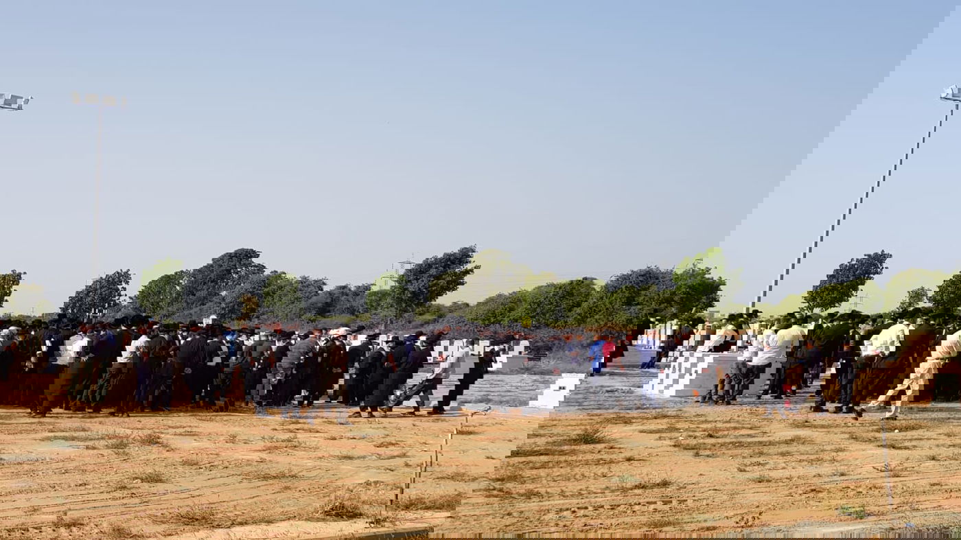 קורע לב: ה'קדיש' של היתומים הקטנים • צפו