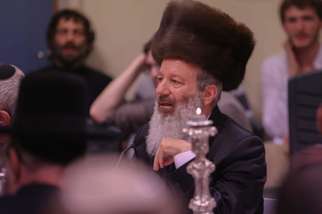 הבן, האדמו"ר מפאשקאן