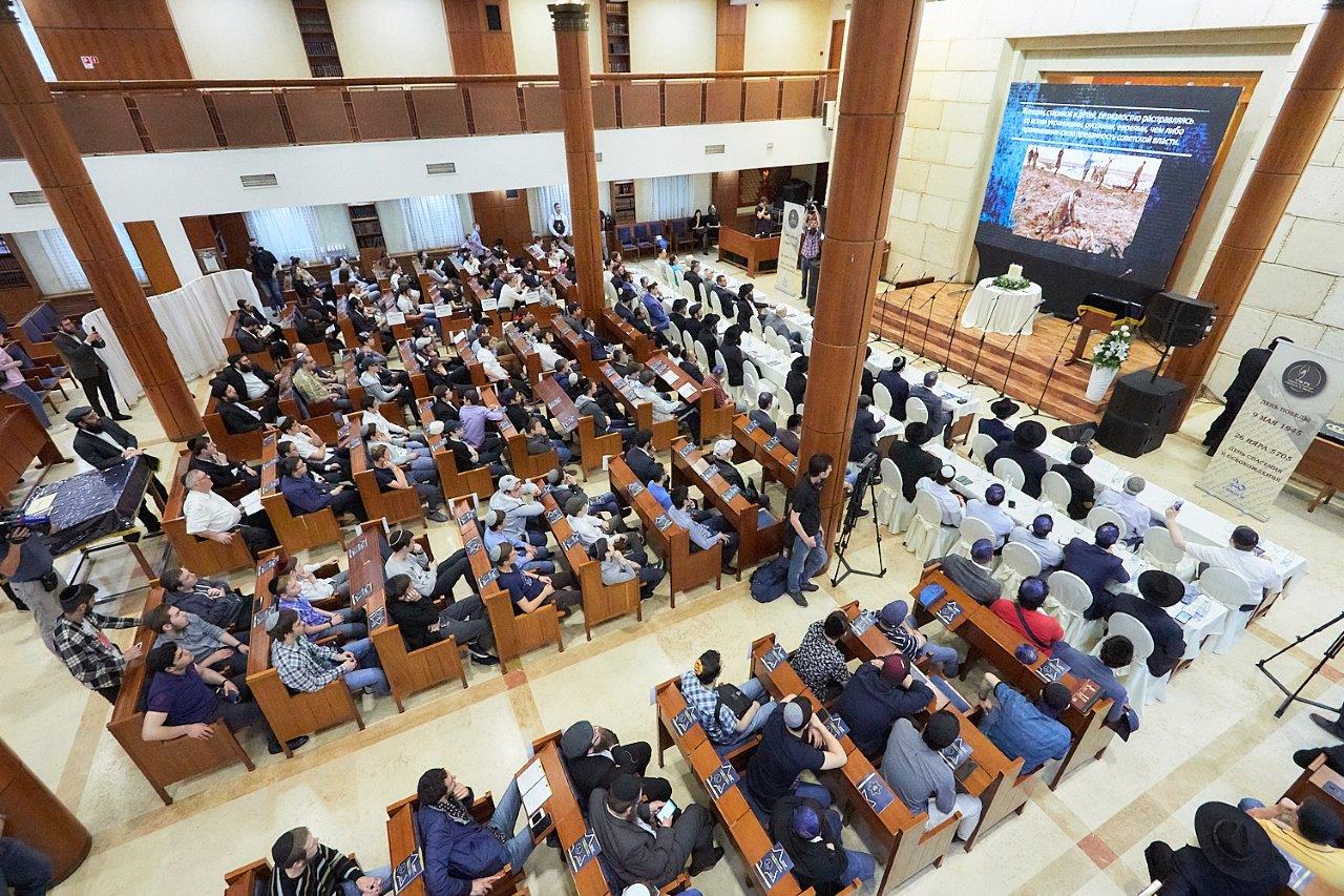 רבבות בעצרות תפילה והודיה ברחבי העולם לציון 'יום השחרור וההצלה'