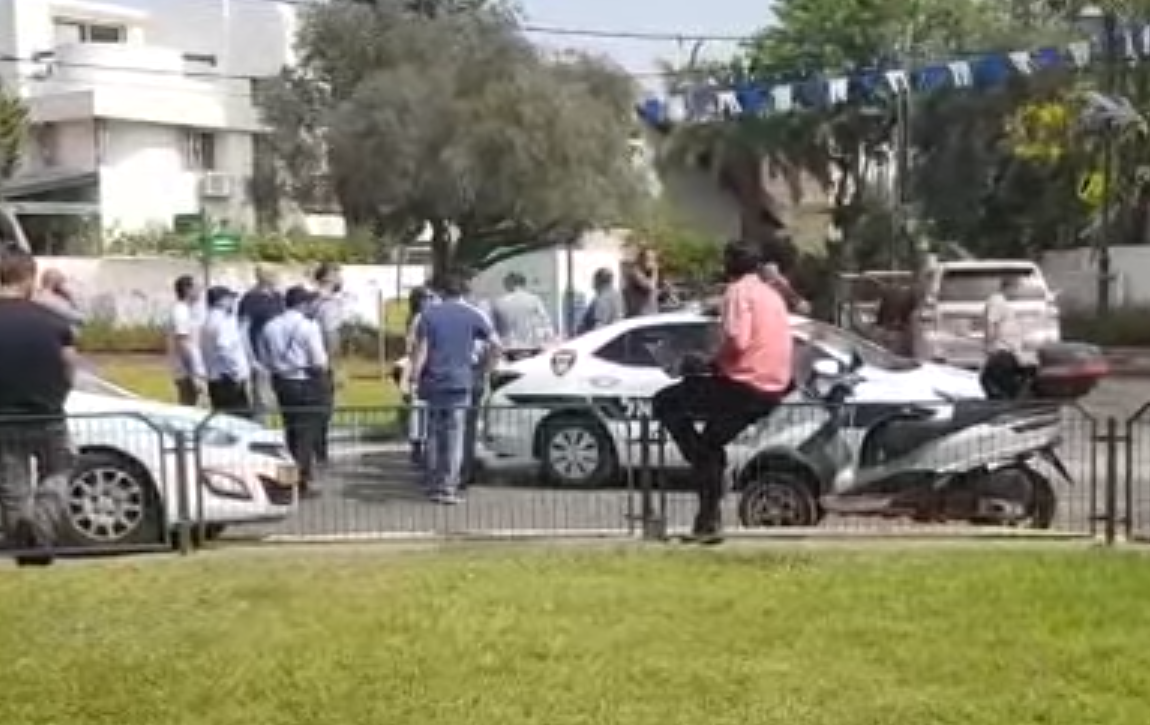 אדם נפצע בינוני באירוע דקירה ברמת השרון