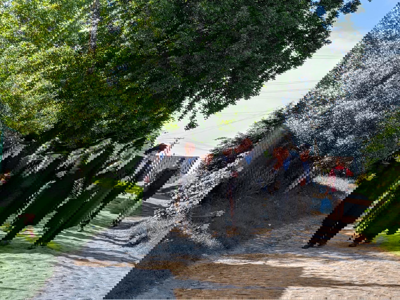 האדמו"ר מקאפיטשניץ במסע לקברי צדיקים באוקראינה