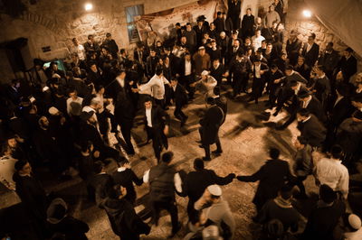 ריקודים בקבר דוד