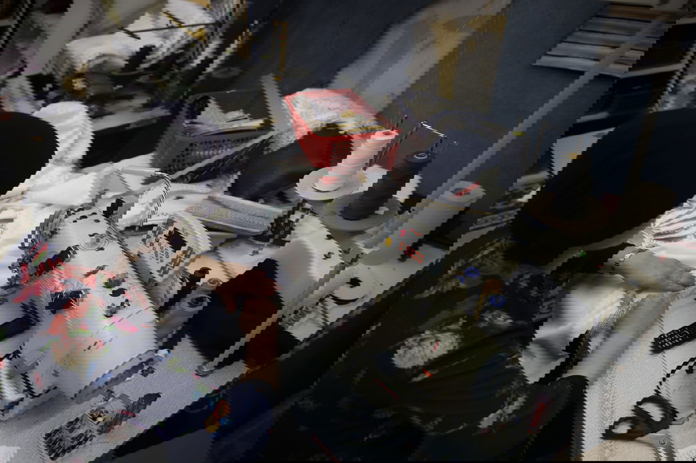 כך תופרים פרוכות - לארון קודש וספרי תורה