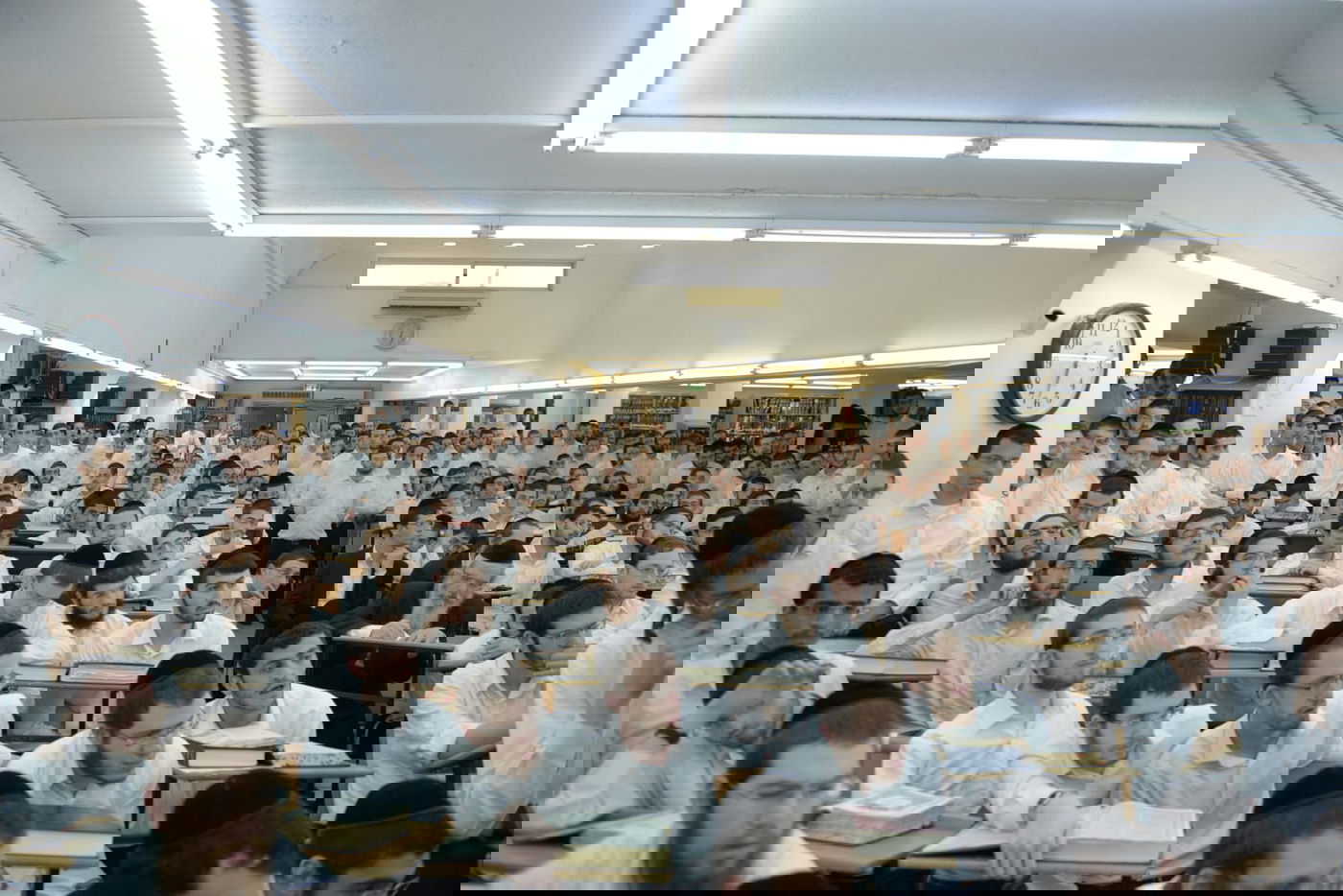 הגר"ג אדלשטיין חיזק את 'אורחות תורה'. צפו