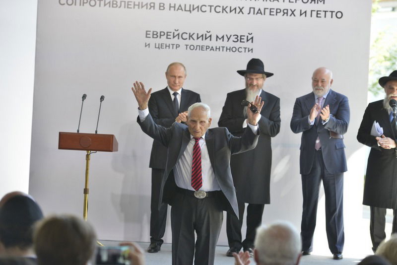 ברוסיה חנכו אנדרטה לקדושי השואה הי"ד