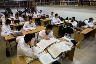 ביאור ברכת התורה המורכבת משלוש ברכות