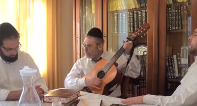 "לאהוב את תורת המתנגדים, כמו שרק חסידים יודעים לאהוב"