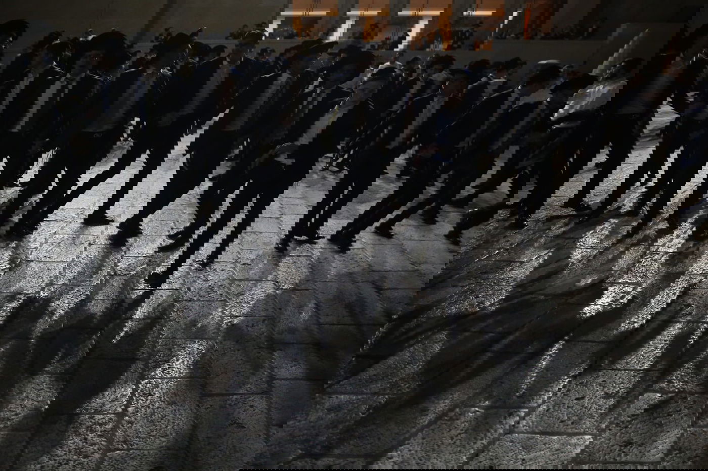 תיעוד: אלפי עמלי התורה שרו ורקדו בכותל המערבי