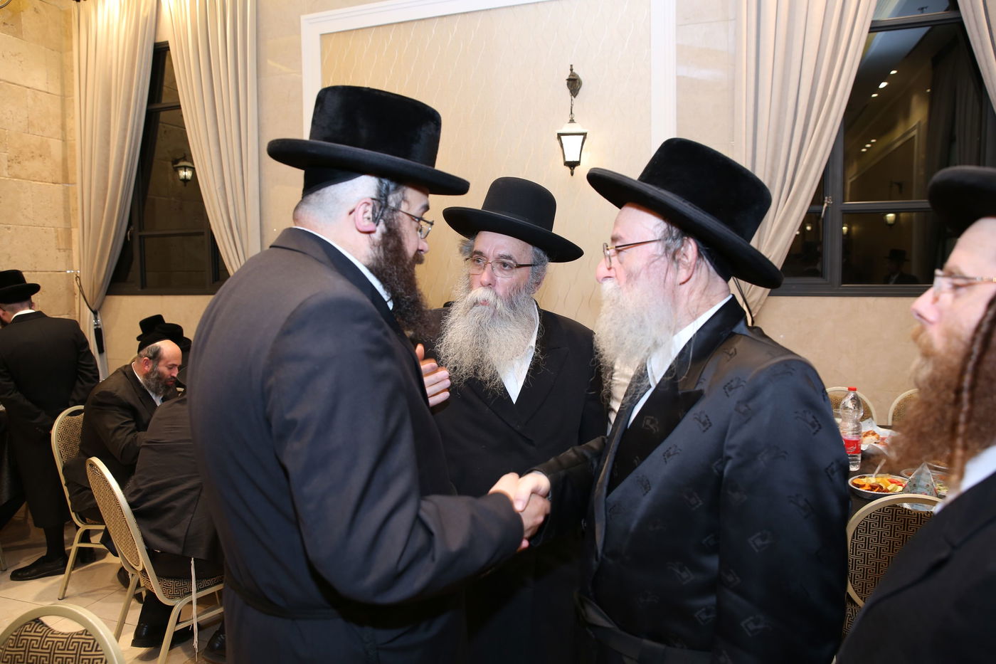 שמחת אירוסי בת העסקן הבעלזאי ר' שייעל'ה וינברגר