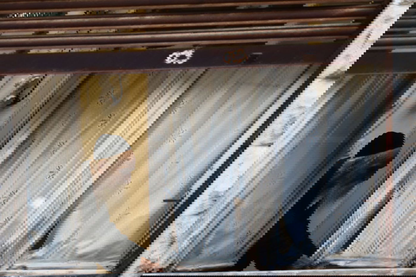 עמל התורה של הגרמ"ד סולובייצ'יק בביתו. צפו