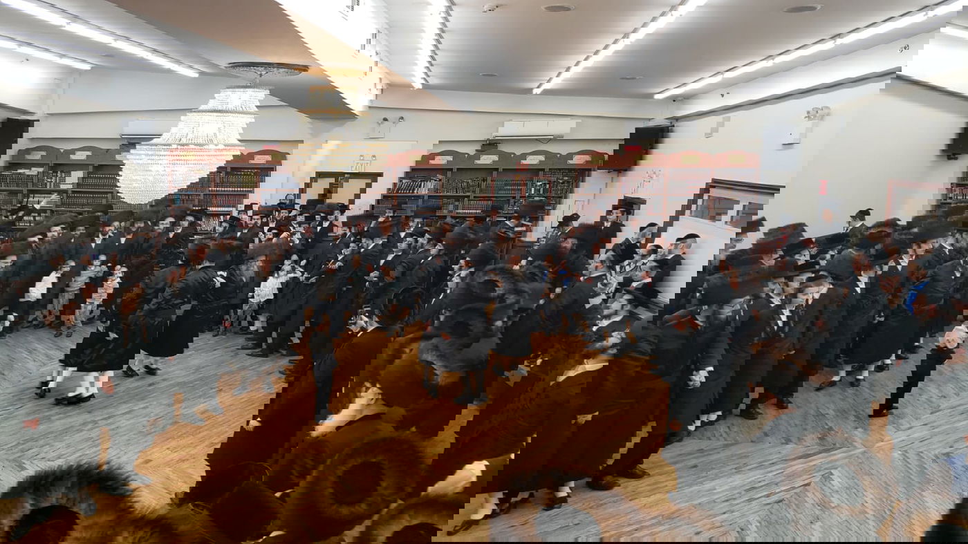 מהחתונה אמש