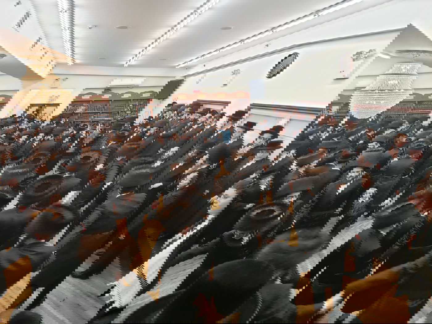 מהחתונה אמש