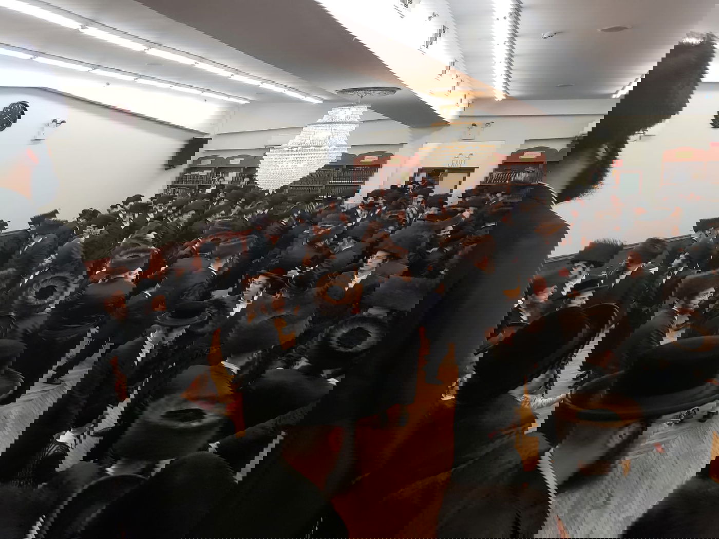 מהחתונה אמש