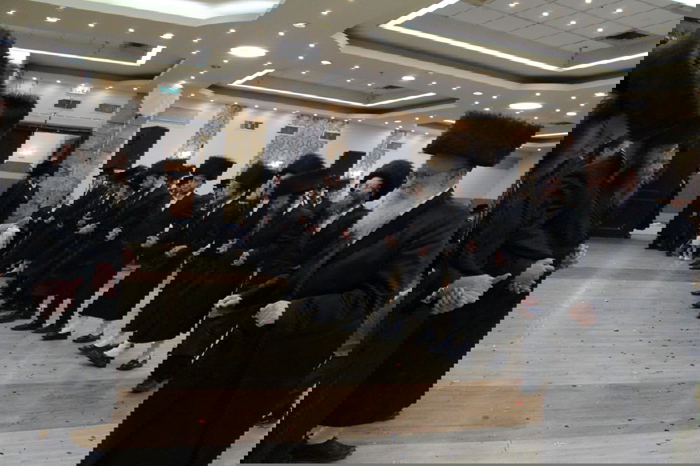 תיעוד: שמחת בית זוועהיל -ב"ב - קאמרנא