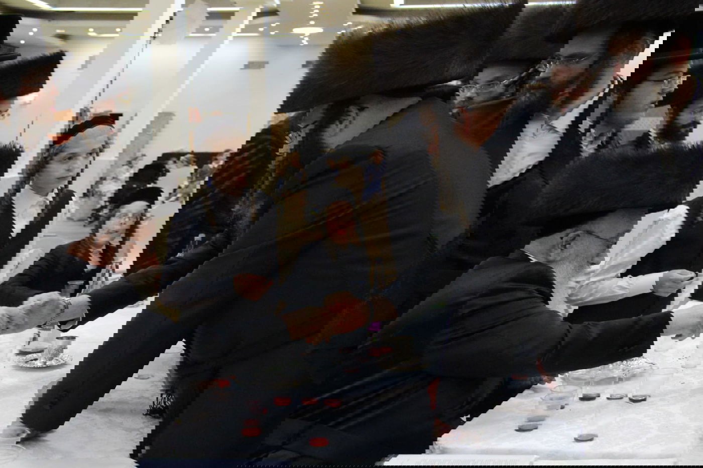 תיעוד: שמחת בית זוועהיל -ב"ב - קאמרנא