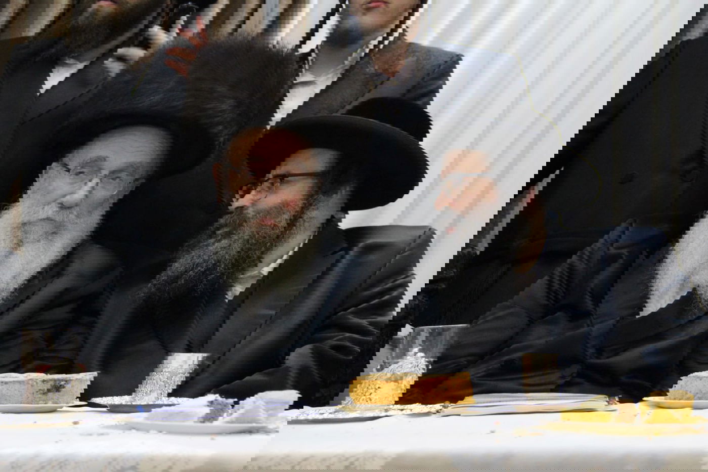 תיעוד: שמחת בית זוועהיל -ב"ב - קאמרנא