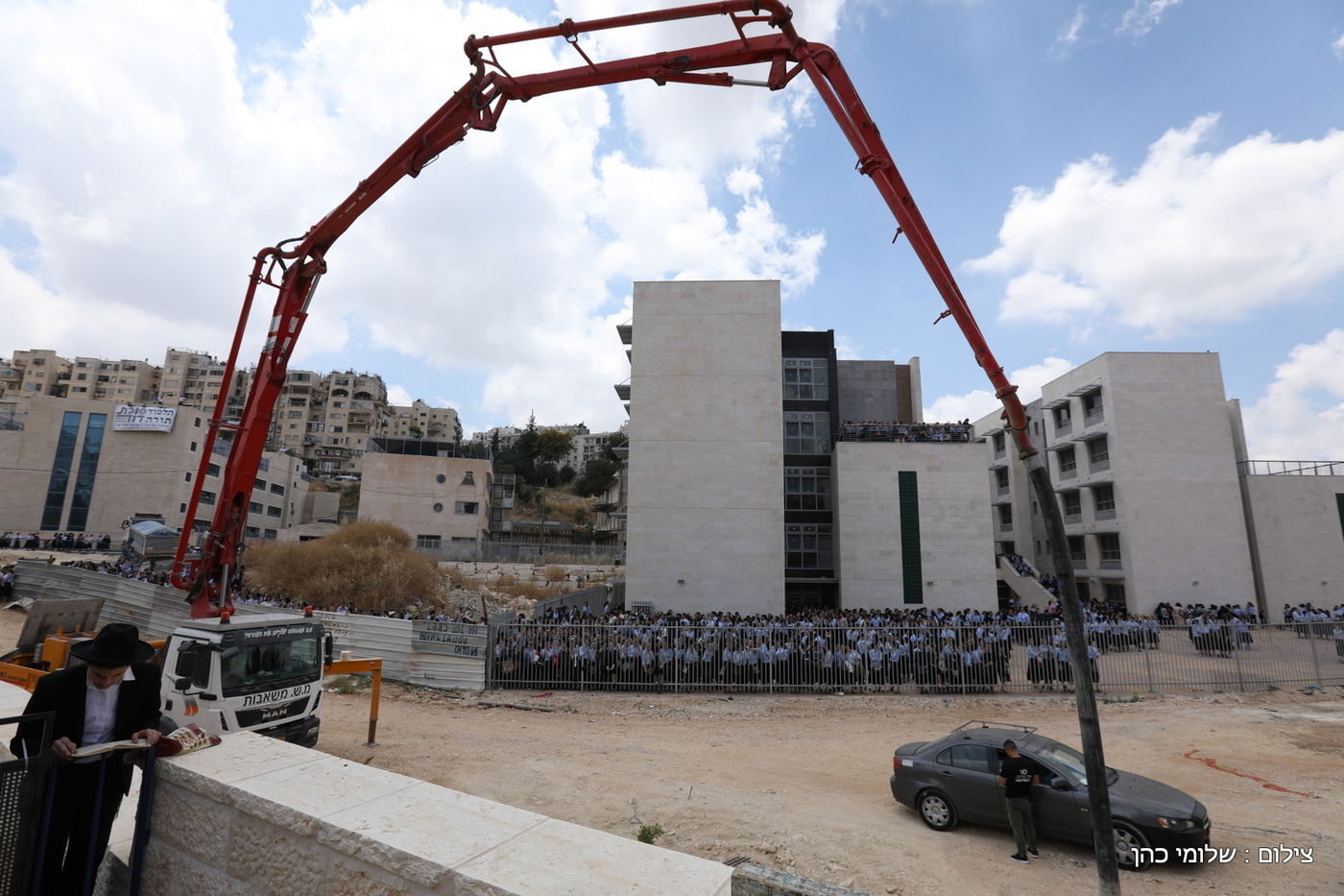 הגר"ח קנייבסקי ביקר בת"ת 'סוכת דוד' ובסמינר 'דרכי רחל'