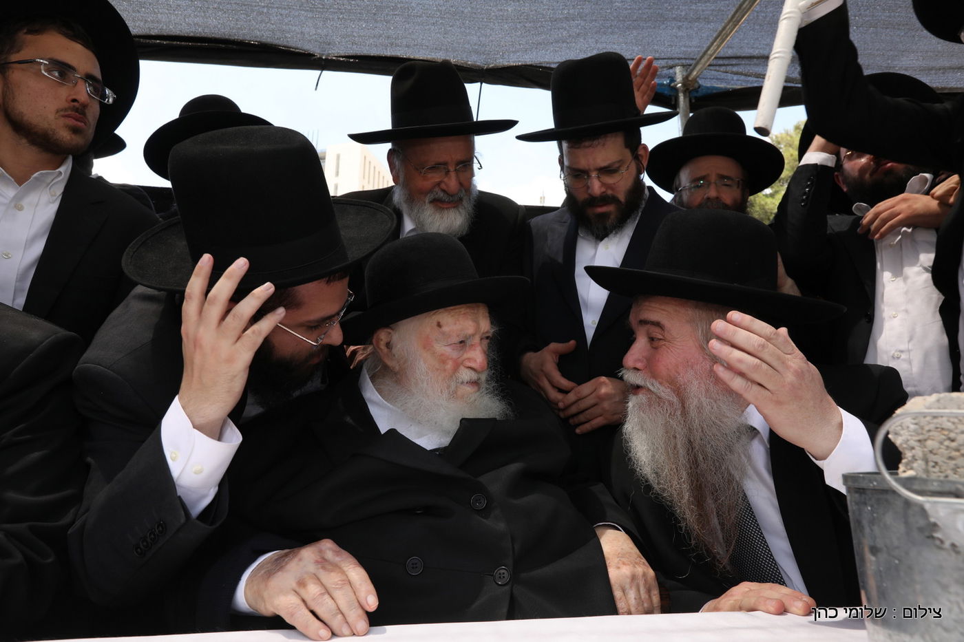 הגר"ח קנייבסקי ביקר בת"ת 'סוכת דוד' ובסמינר 'דרכי רחל'