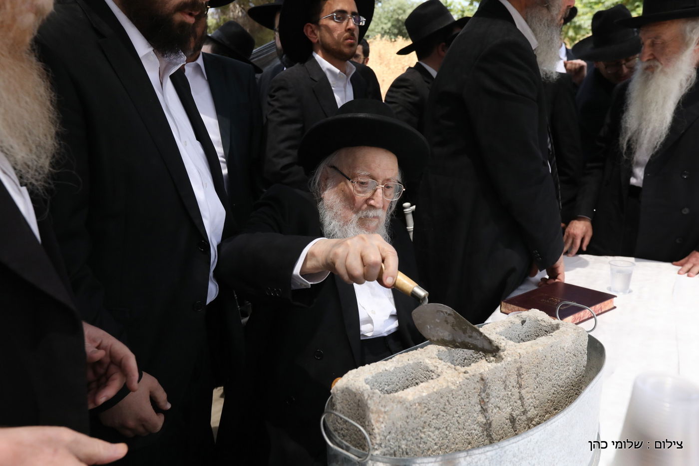 הגר"ח קנייבסקי ביקר בת"ת 'סוכת דוד' ובסמינר 'דרכי רחל'