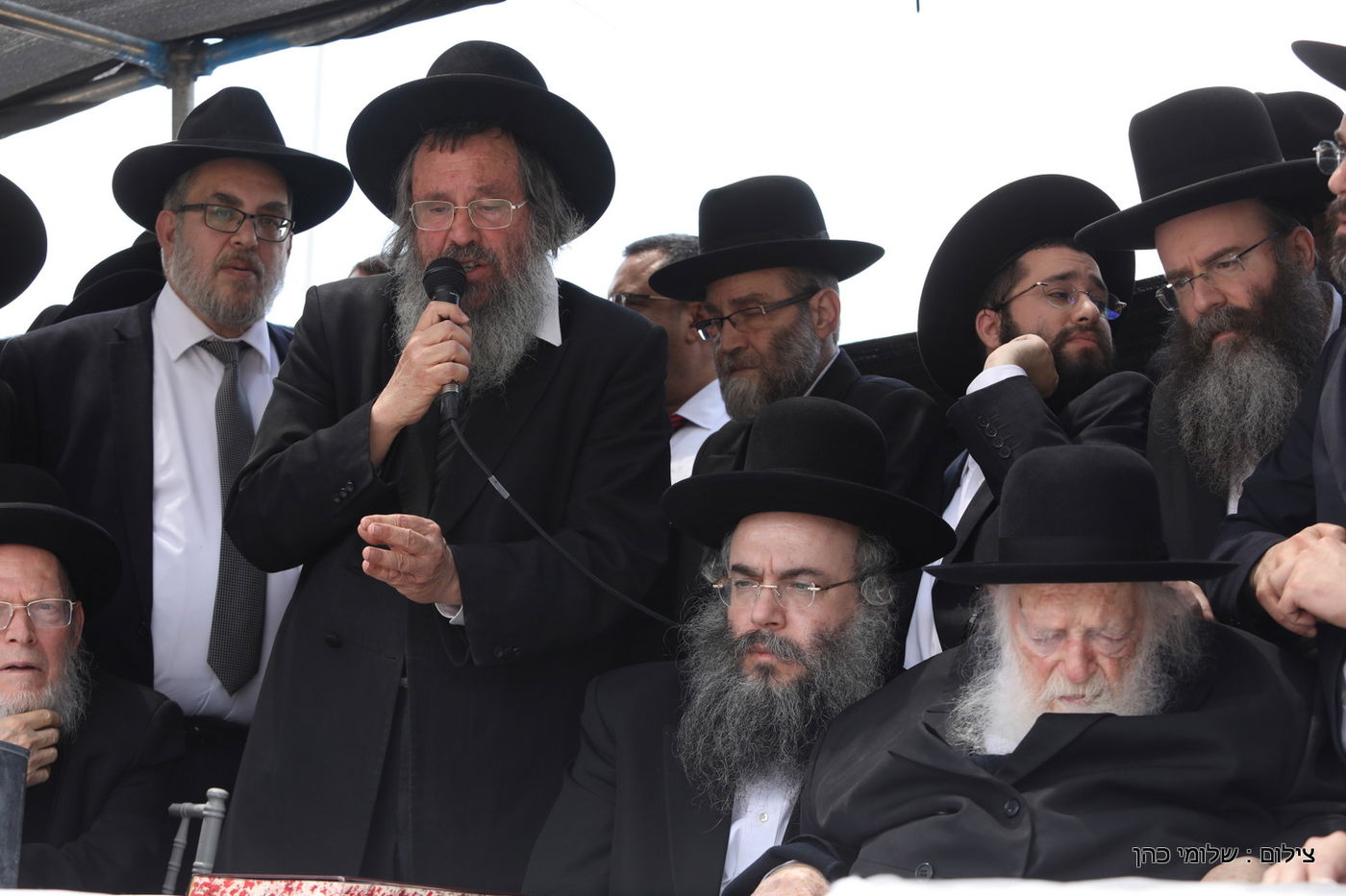 הגר"ח קנייבסקי ביקר בת"ת 'סוכת דוד' ובסמינר 'דרכי רחל'