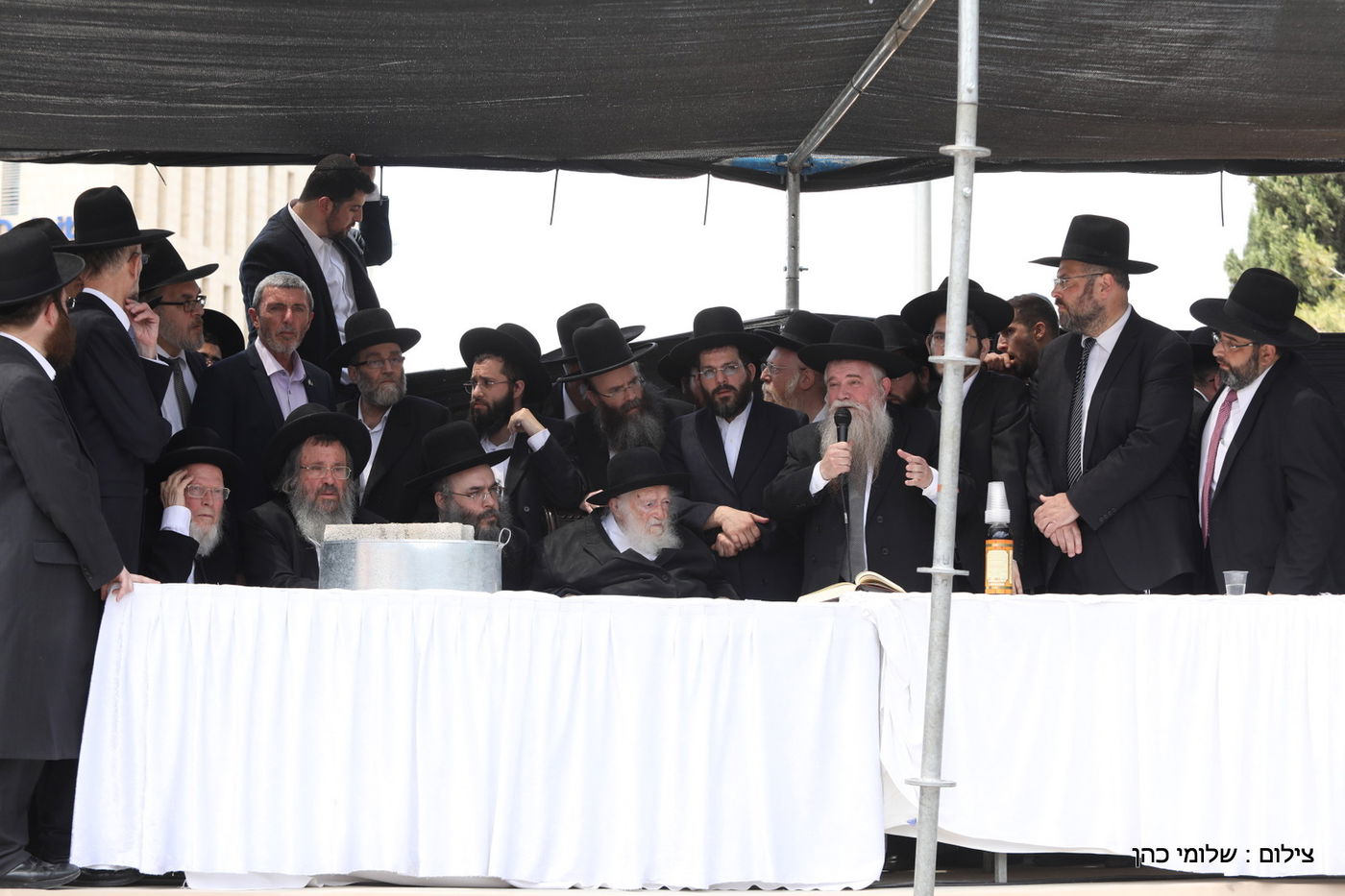 הגר"ח קנייבסקי ביקר בת"ת 'סוכת דוד' ובסמינר 'דרכי רחל'