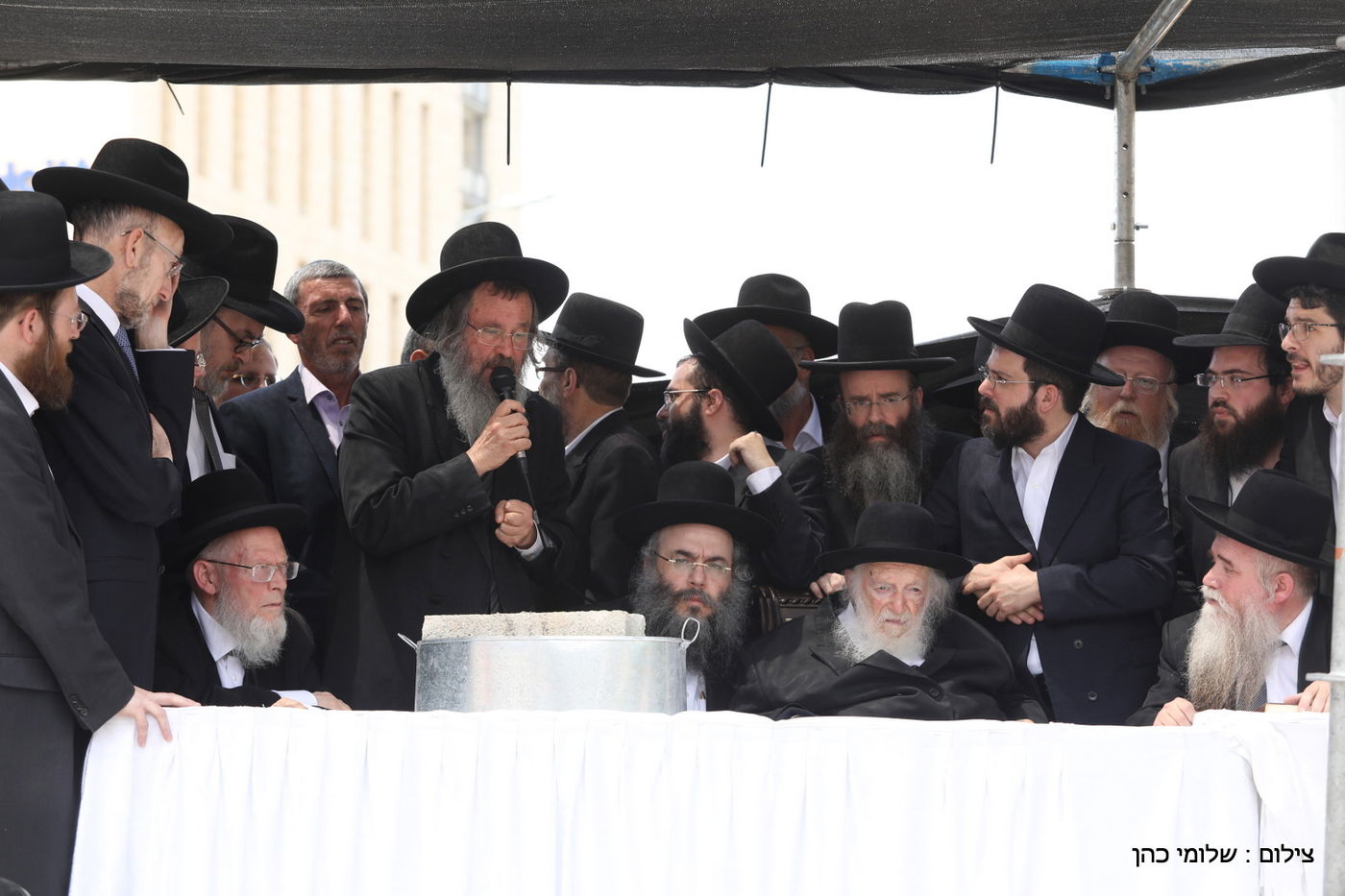 הגר"ח קנייבסקי ביקר בת"ת 'סוכת דוד' ובסמינר 'דרכי רחל'