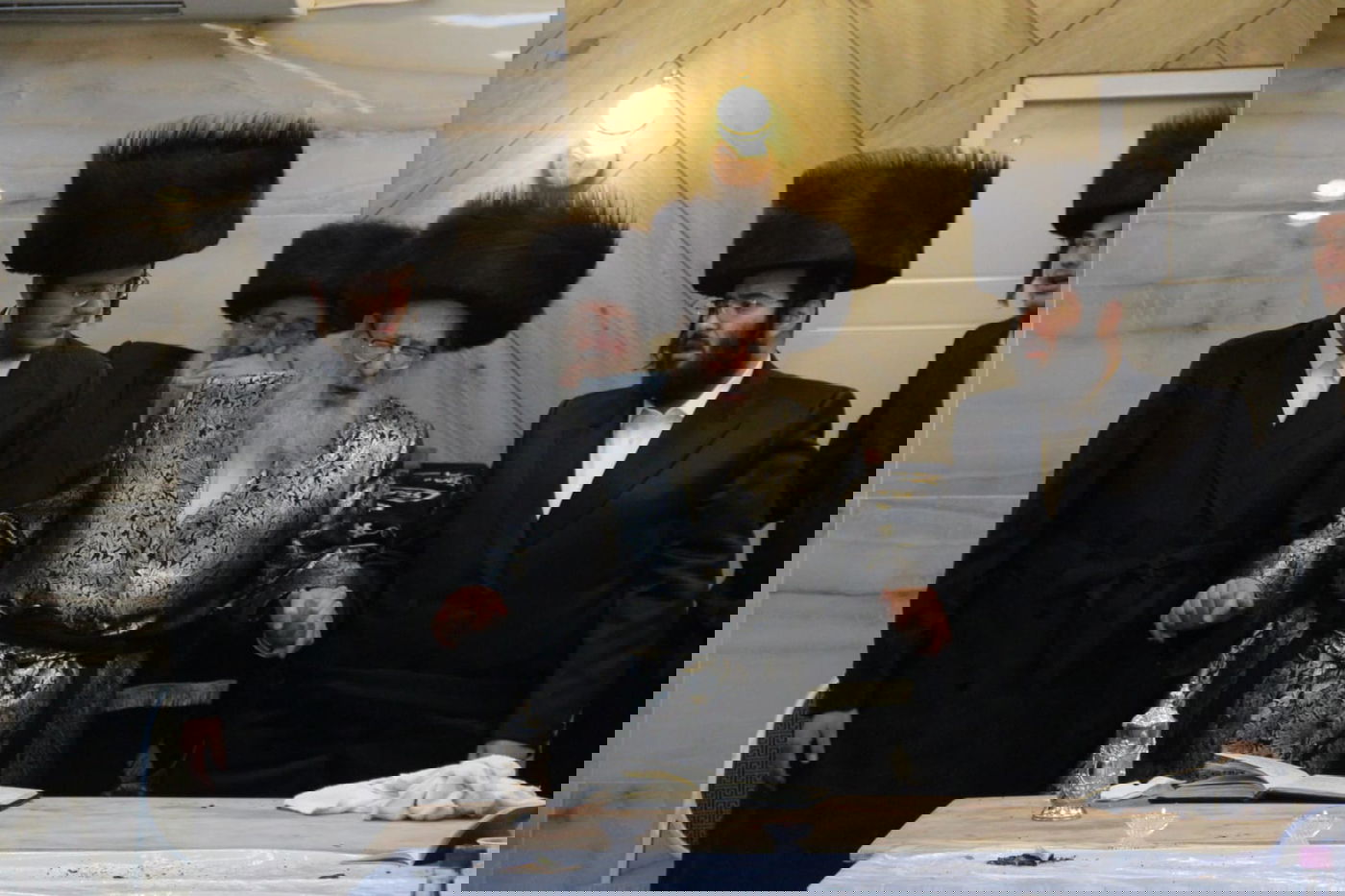 תיעוד: האדמו"ר מספינקא-ארה"ב ב'הבדלה'