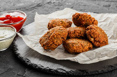 מתכון לקציצות עדשים כתומות של מורן פינטו